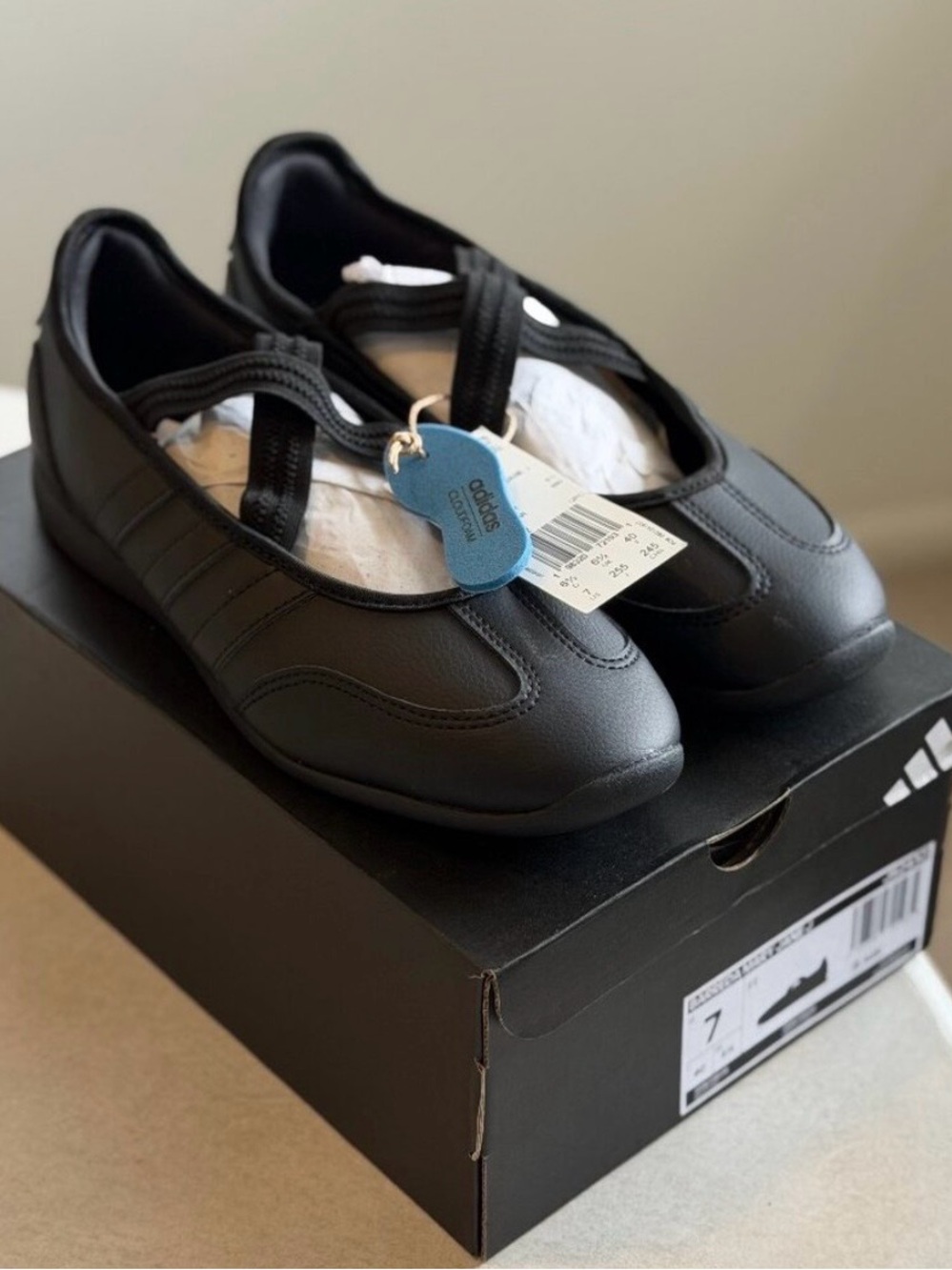 Adidas Black Elastic Mary Jane Shoes - Picture 3 of 7